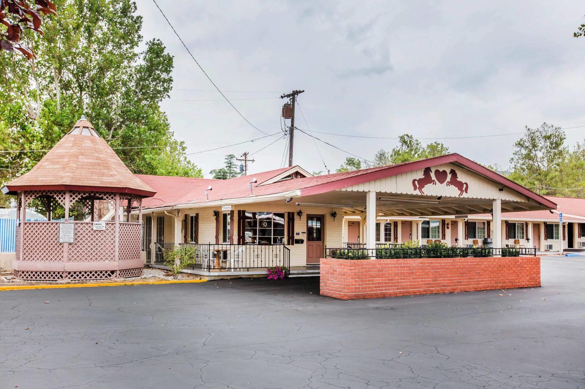 Jefferson Inn Yreka Eksteriør billede