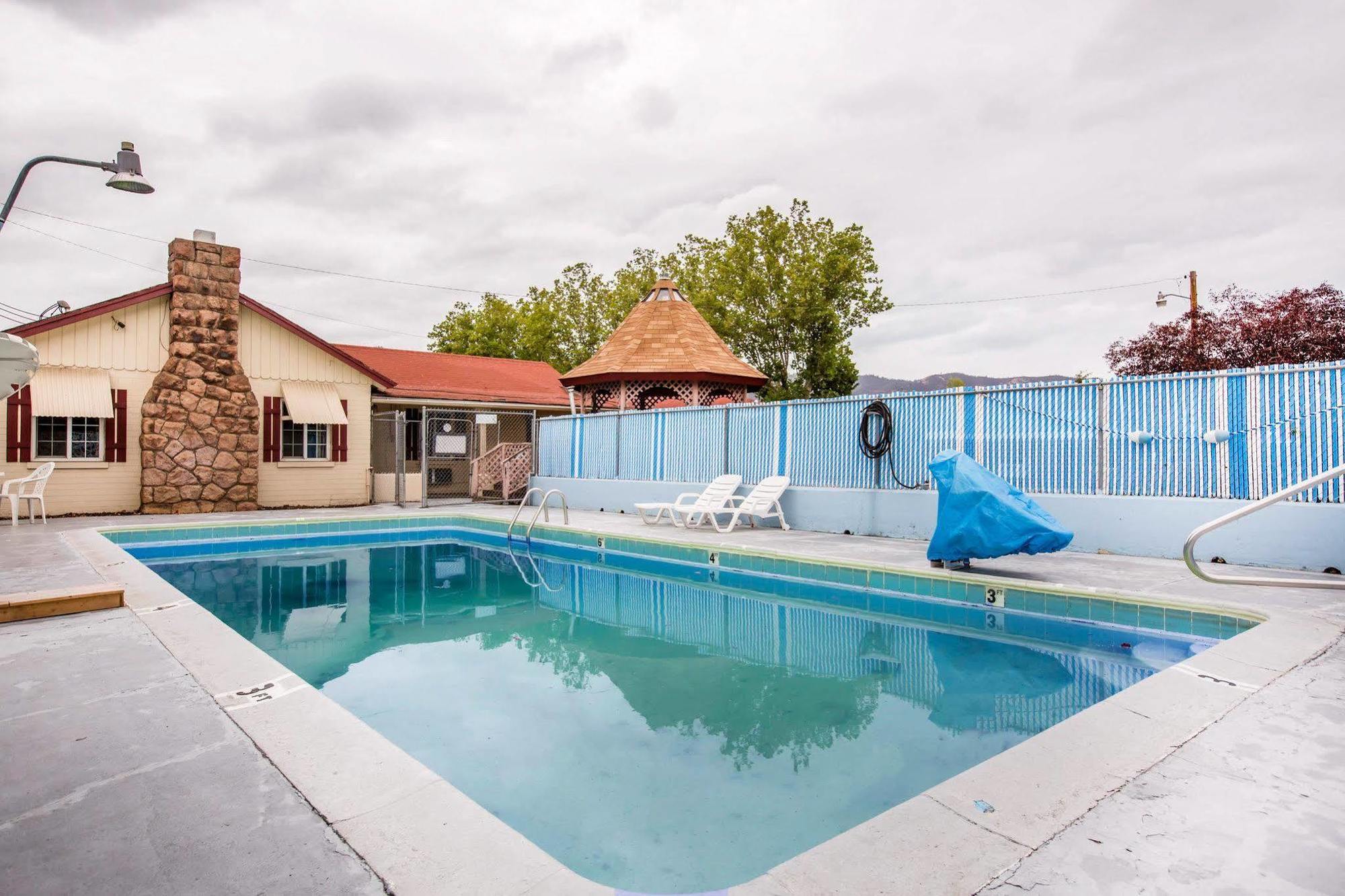 Jefferson Inn Yreka Eksteriør billede